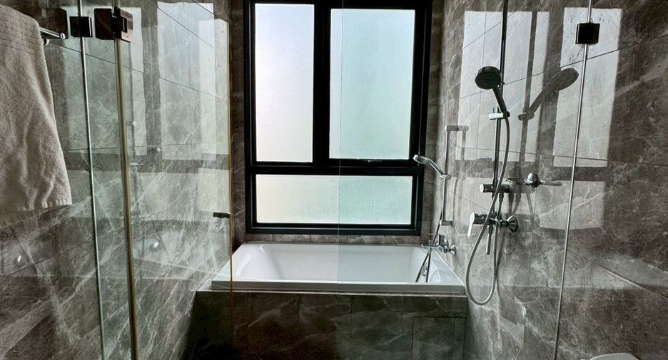 Продажа 2 спальни кондо в Патхум Щан, Бангкок