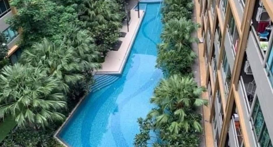 For sale 2 bedrooms condo in Huai Khwang, Bangkok