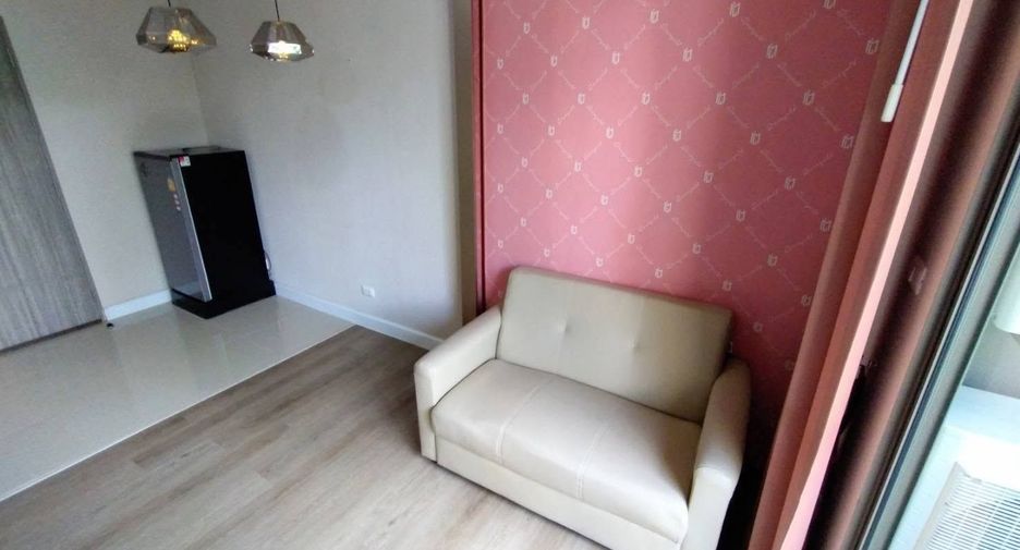 For sale 2 bedrooms condo in Huai Khwang, Bangkok