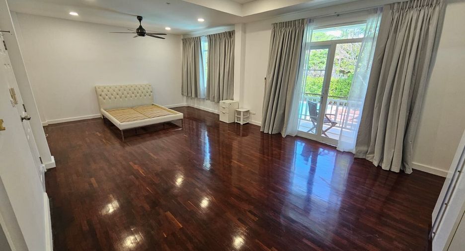 Villa zum Kauf mit 4 Zimmer in Mueang Phuket, Phuket