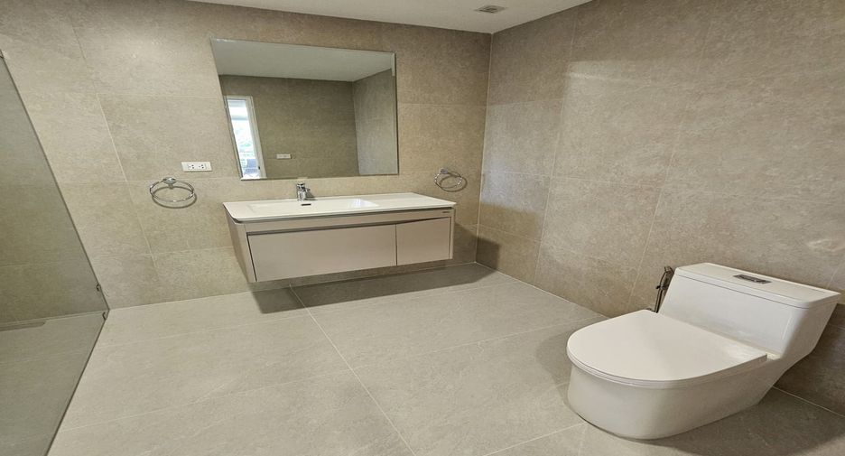 Villa zum Kauf mit 4 Zimmer in Mueang Phuket, Phuket