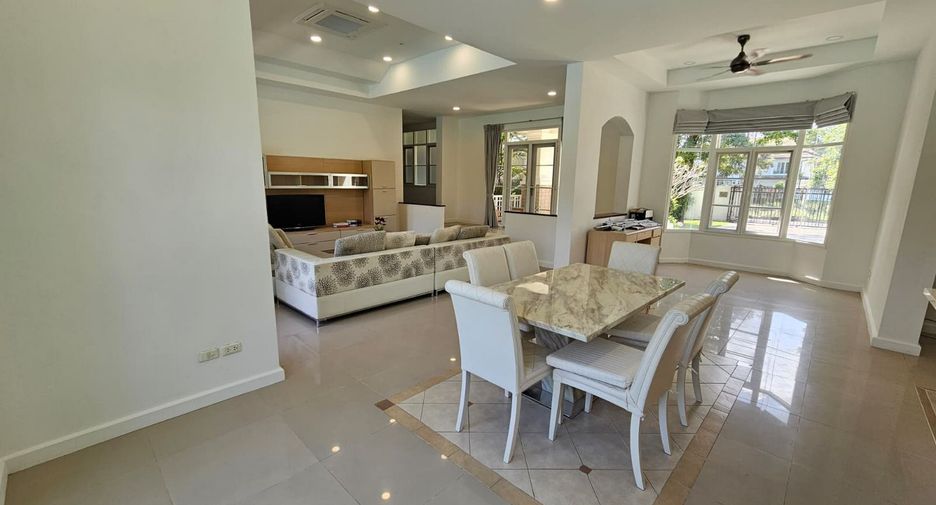 Villa zum Kauf mit 4 Zimmer in Mueang Phuket, Phuket