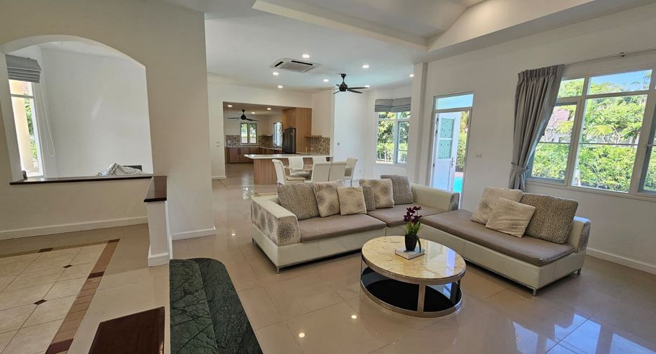 Villa zum Kauf mit 4 Zimmer in Mueang Phuket, Phuket