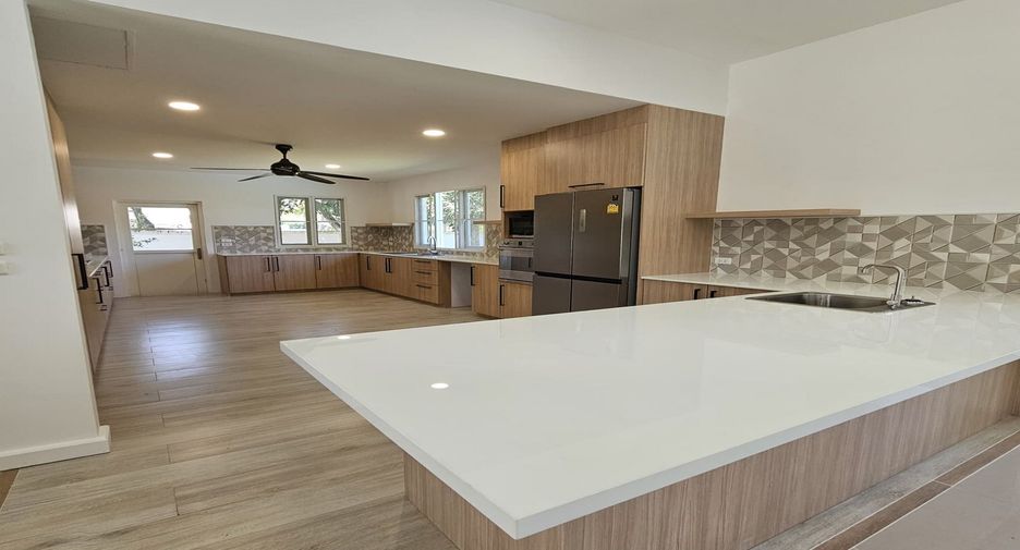 Villa zum Kauf mit 4 Zimmer in Mueang Phuket, Phuket