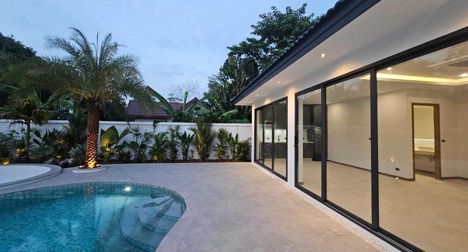 Haus zum Kauf mit 4 Zimmer in Mueang Phuket, Phuket