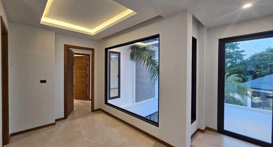Haus zum Kauf mit 4 Zimmer in Mueang Phuket, Phuket
