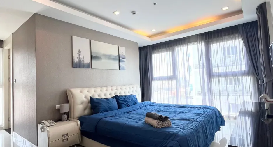 À louer 2 chambres condo à Pratumnak, Pattaya