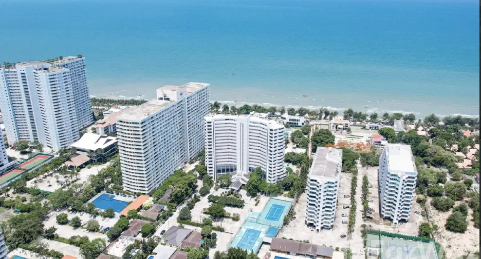 Condo en venta de 2 habitaciones en Pratumnak, Pattaya