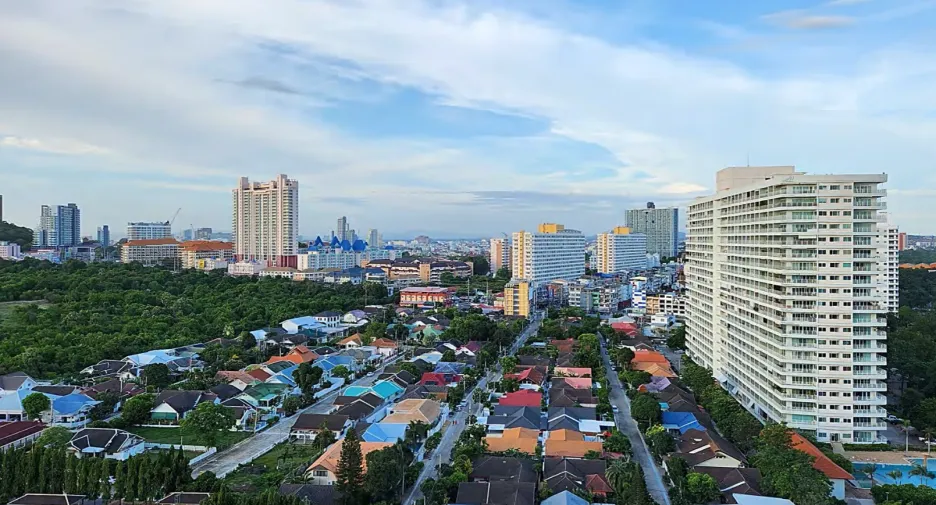 Condo en venta de 2 habitaciones en Pratumnak, Pattaya