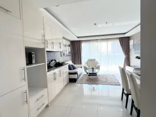 For rent 2 bedrooms condo in Bang Lamung, Chonburi