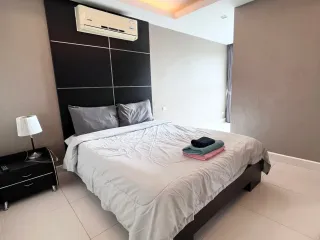 For rent 2 bedrooms condo in Bang Lamung, Chonburi