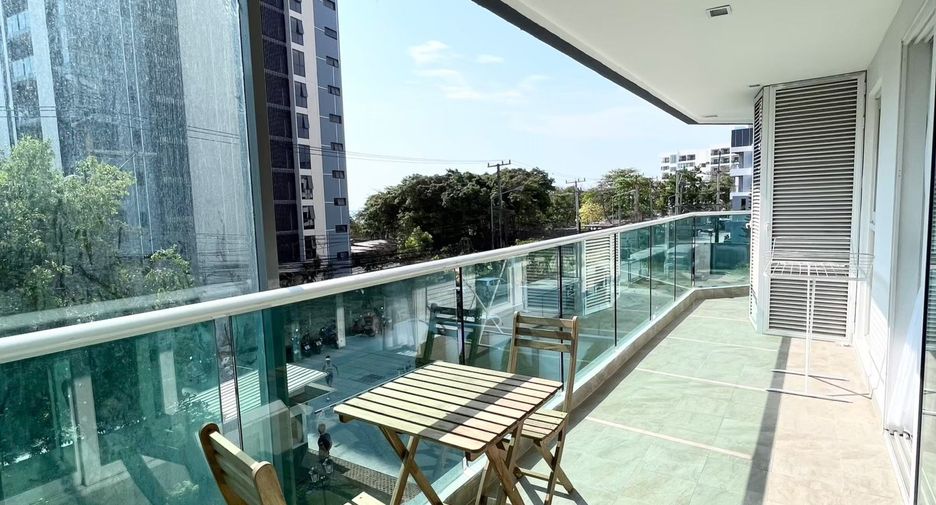 À louer 2 chambres condo à Pratumnak, Pattaya