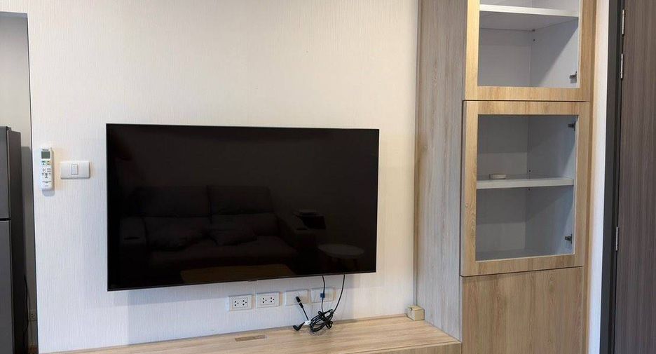 À louer et à vendre 1 chambre condo à Huai Khwang, Bangkok