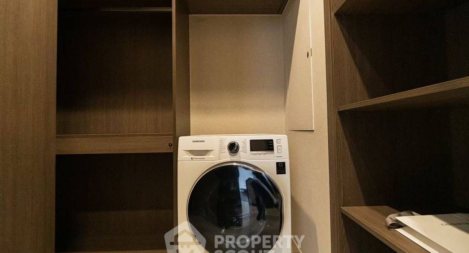 Condo en alquiler de 2 habitaciones en Khlong Toei, Bangkok