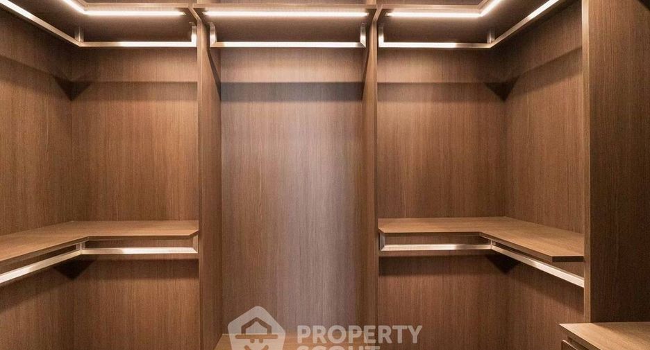 Condo en alquiler de 2 habitaciones en Khlong Toei, Bangkok