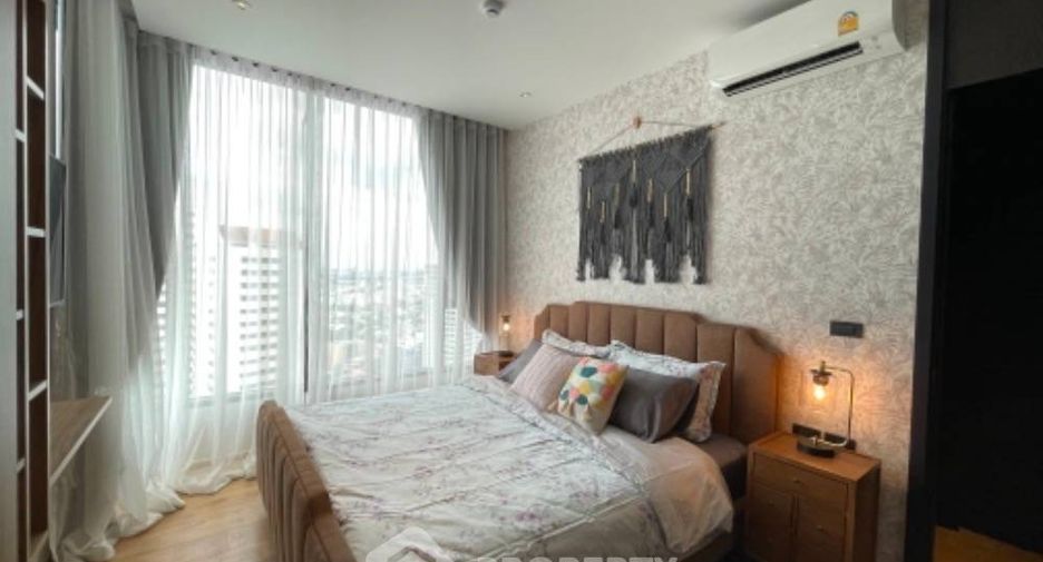 Condo en alquiler y en venta de 3 habitaciones en Watthana, Bangkok