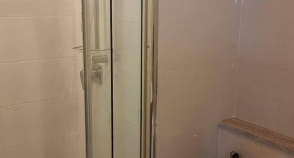 À vendre 2 chambres condo à Yan Nawa, Bangkok