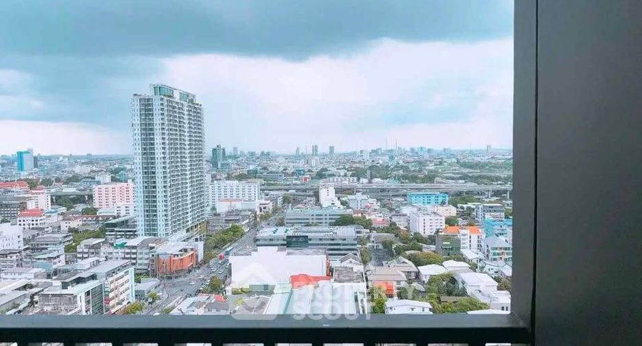 Condo en alquiler y en venta de 3 habitaciones en Ratchathewi, Bangkok
