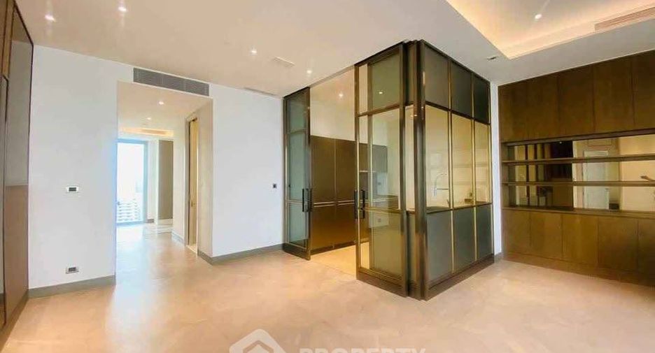 Продажа 2 спальни кондо в Кхлонг Сан, Бангкок