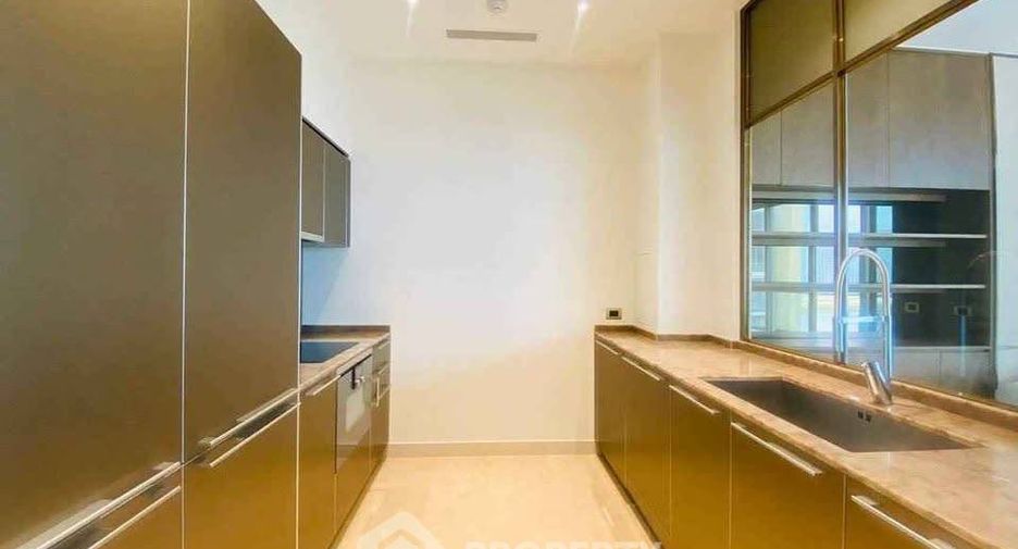 Продажа 2 спальни кондо в Кхлонг Сан, Бангкок