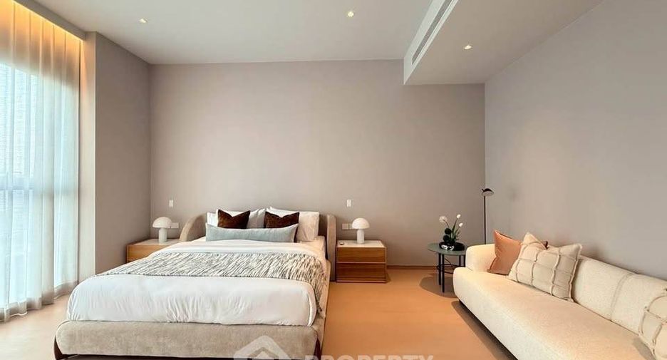 For rent 4 ベッドルーム condo in Khlong Toei, Bangkok