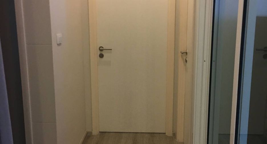 Condo en alquiler de 2 habitaciones en Phaya Thai, Bangkok