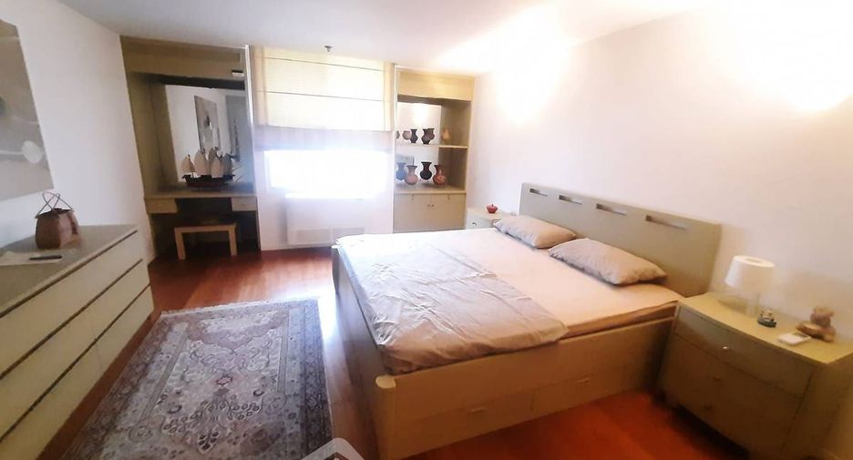 For sale 1 bed condo in Watthana, Bangkok
