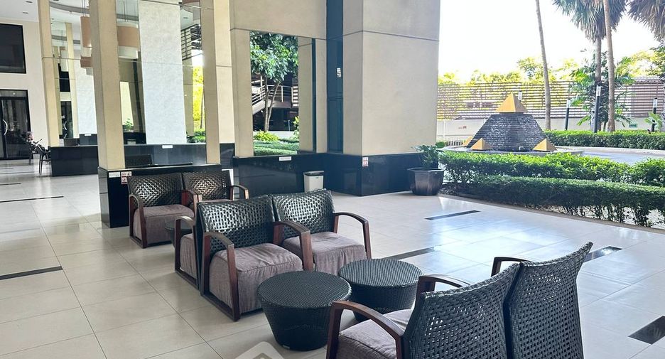 À vendre 1 chambre condo à Yan Nawa, Bangkok