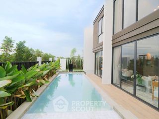 Villa zum Kauf mit 4 Zimmer in Bang Lamung, Chonburi