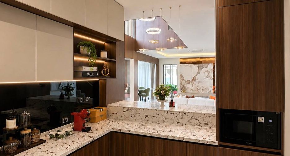 For sale 5 ベッドルーム villa in East Pattaya, Pattaya