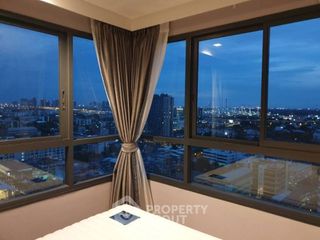 Wohnung zum Kauf mit 2 Zimmer in Phra Khanong, Bangkok