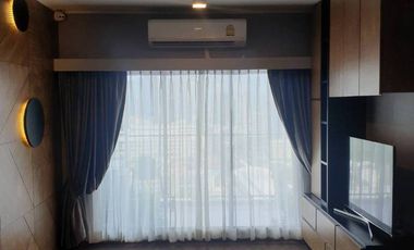 For sale 2 ベッドルーム condo in Phra Khanong, Bangkok