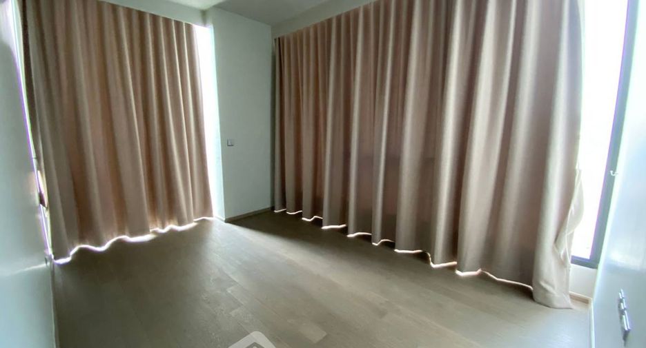 Продажа 3 спальни кондо в Кхлонг Тоеи, Бангкок