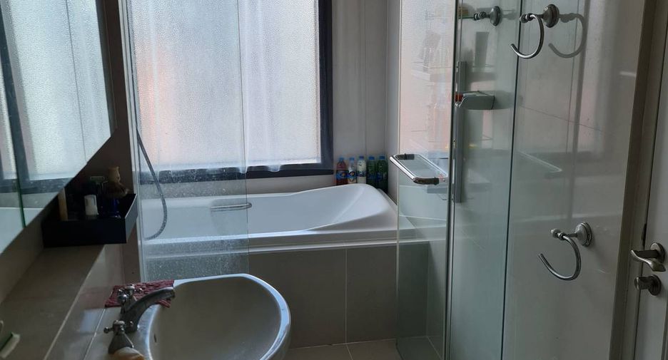 Wohnung zum Kauf mit 2 Zimmer in Khlong Toei, Bangkok