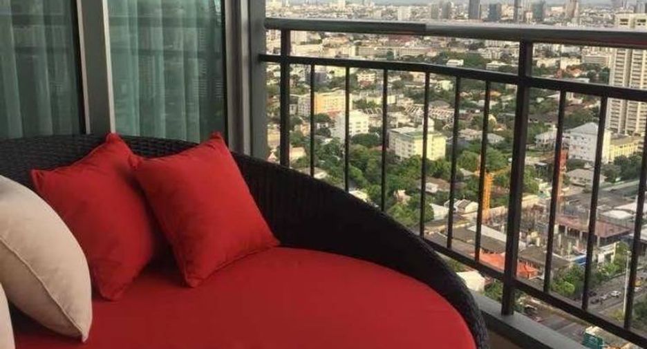 À vendre 2 chambres condo à Watthana, Bangkok