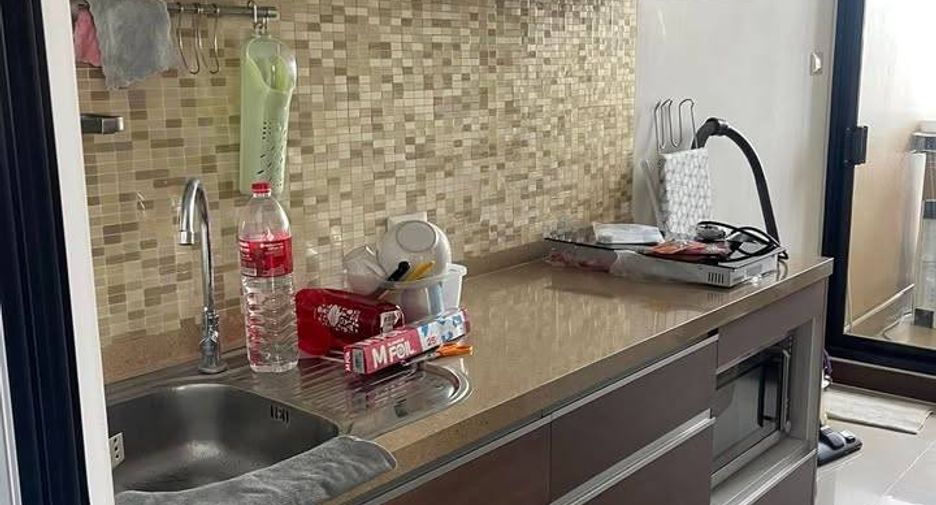 For sale 2 bedrooms condo in Sathon, Bangkok