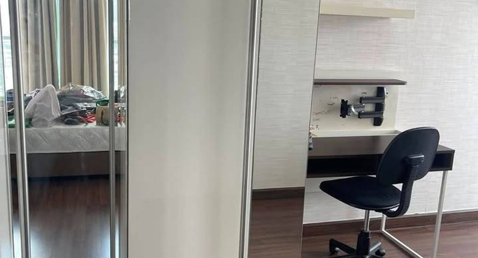 For sale 2 bedrooms condo in Sathon, Bangkok