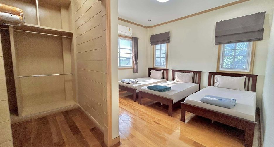 For rent 4 bedrooms villa in Cha Am, Phetchaburi