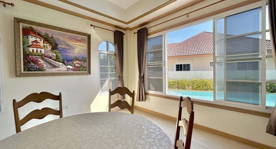 For rent 4 bedrooms villa in Cha Am, Phetchaburi