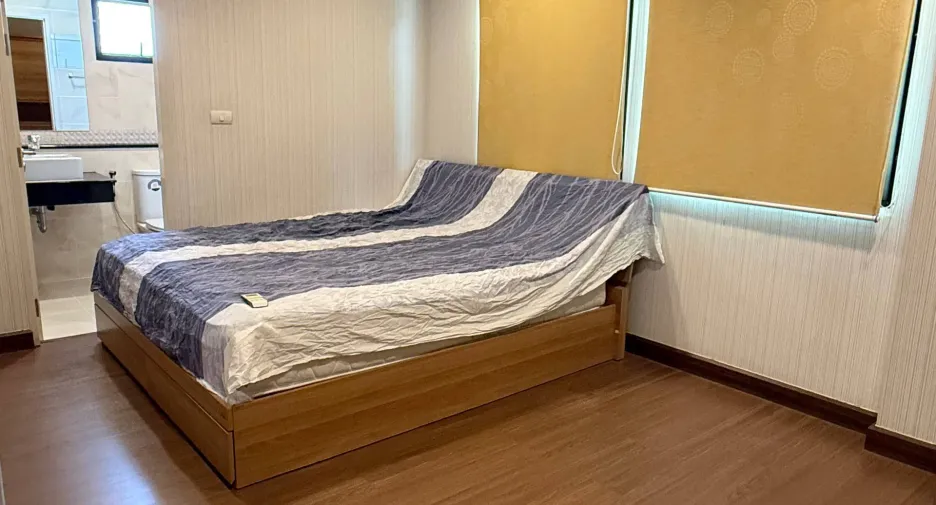 出售 和 出租 4 卧室 独立屋 在 Prawet, 曼谷