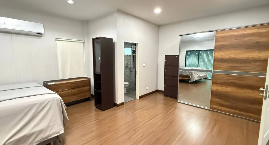 出售 和 出租 4 卧室 独立屋 在 Prawet, 曼谷