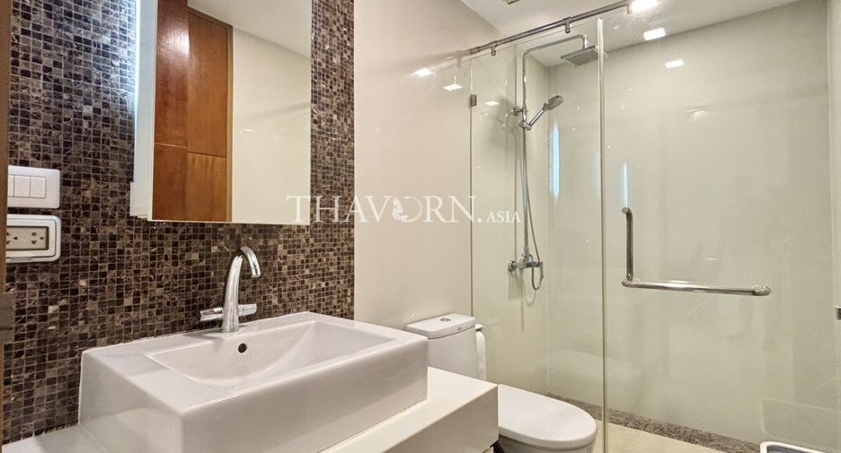 For sale 2 bedrooms condo in North Pattaya, Pattaya