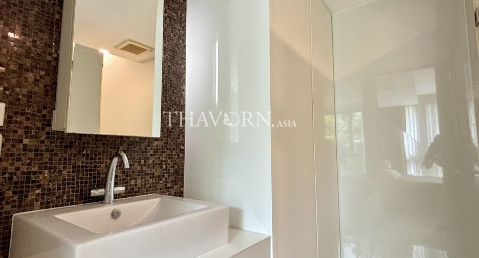 For sale 2 bedrooms condo in North Pattaya, Pattaya