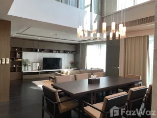 For rent 3 bedrooms condo in Khlong Toei, Bangkok