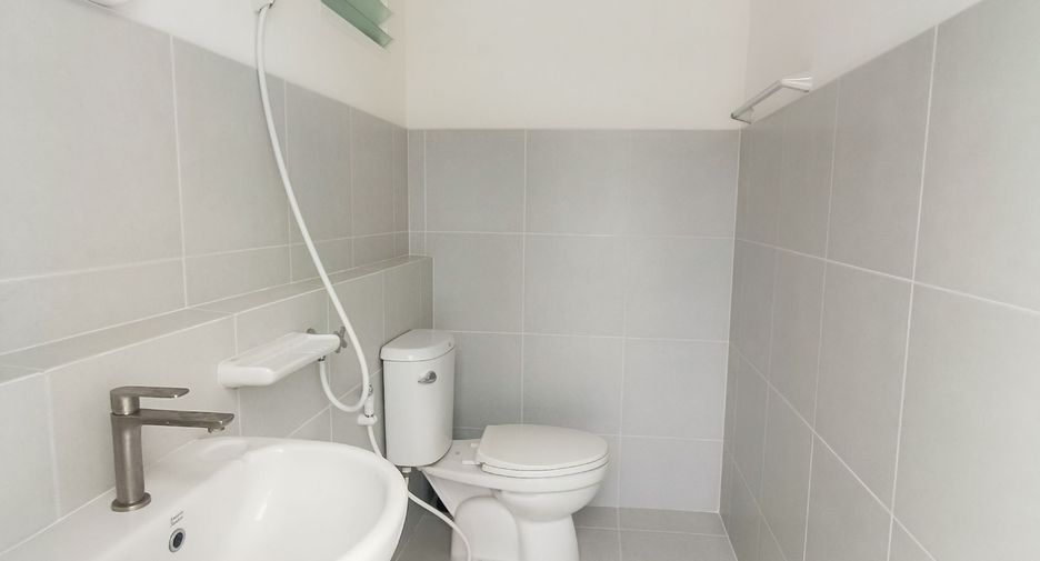 Haus zum Kauf und zur Miete mit 4 Zimmer in Bang Phli, Samut Prakan