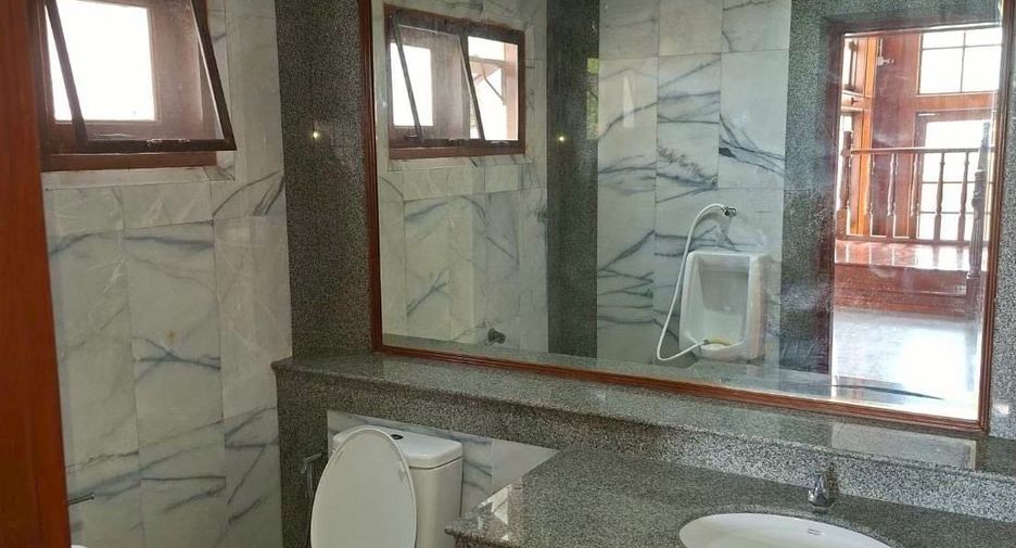 出售 5 卧室 独立屋 在 Bang Phli, Samut Prakan