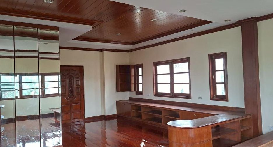 出售 5 卧室 独立屋 在 Bang Phli, Samut Prakan