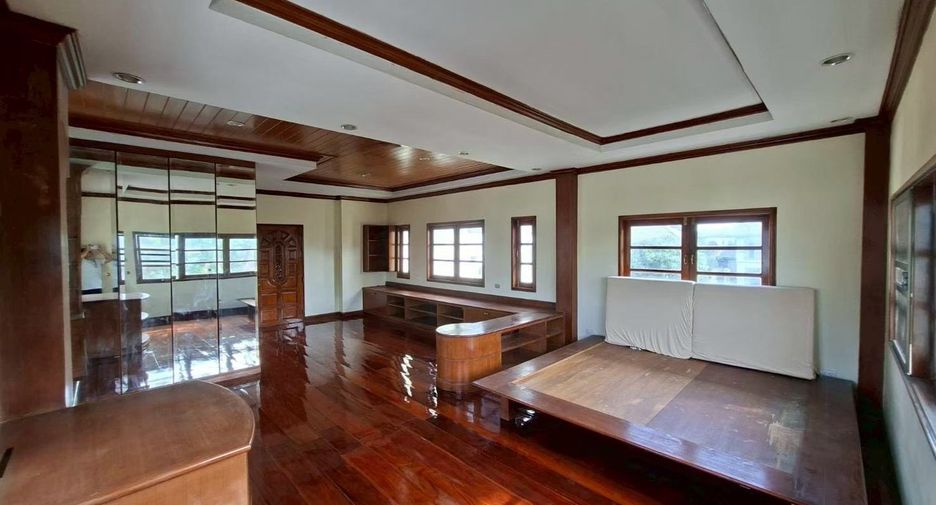 出售 5 卧室 独立屋 在 Bang Phli, Samut Prakan