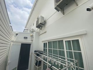 Haus zum Kauf mit 4 Zimmer in Chom Thong, Bangkok