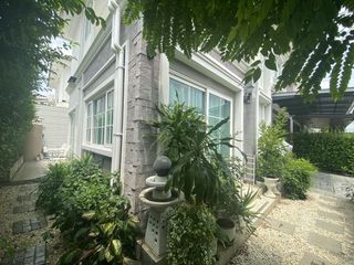 Haus zum Kauf mit 4 Zimmer in Chom Thong, Bangkok